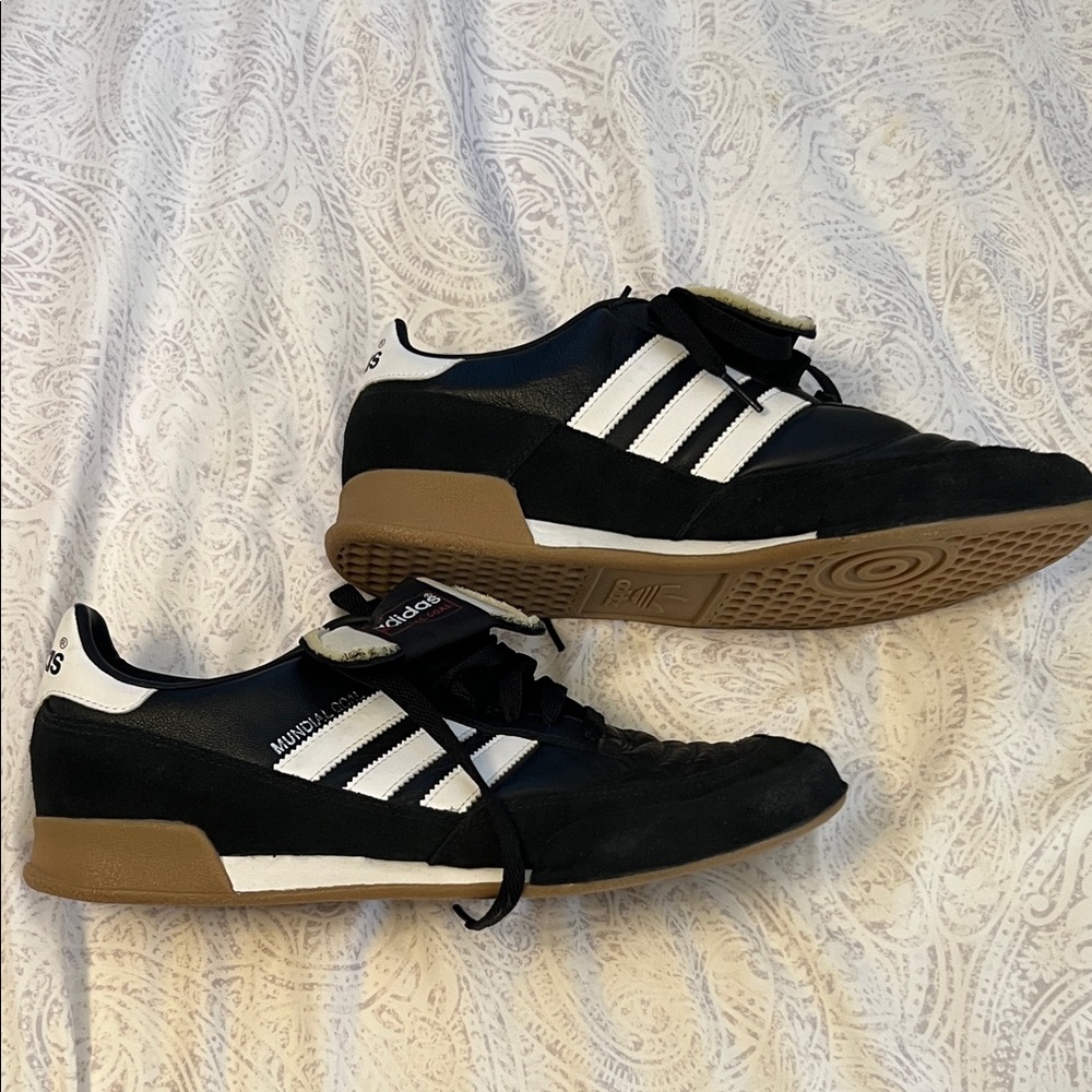 Adidas Mundial Goal indoor soccer shoes